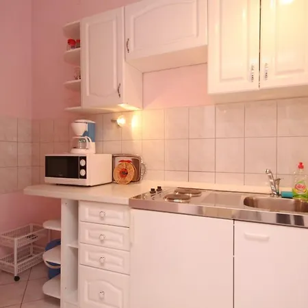 8400b Apartament